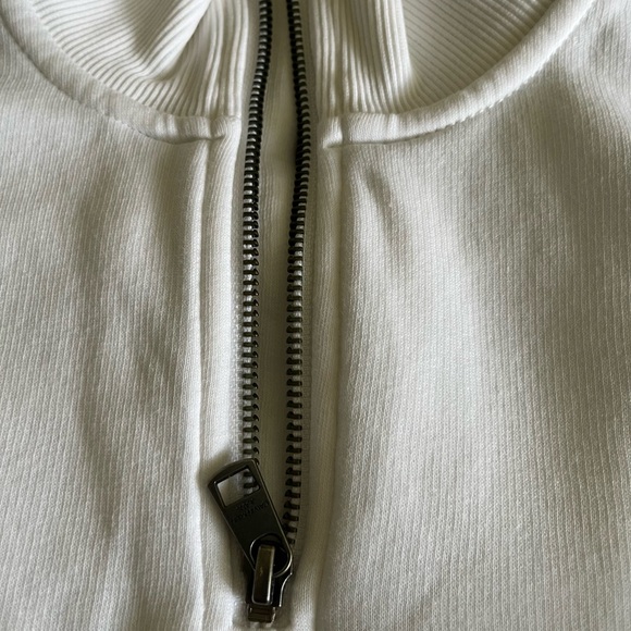 Calvin Klein Men’s small 3/4 zip sweater. - Picture 3 of 7